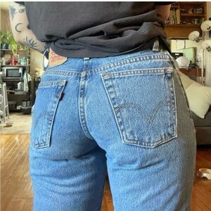 Levi’s vintage y2k 90’s vintage classic 550 relaxed tapered jeans